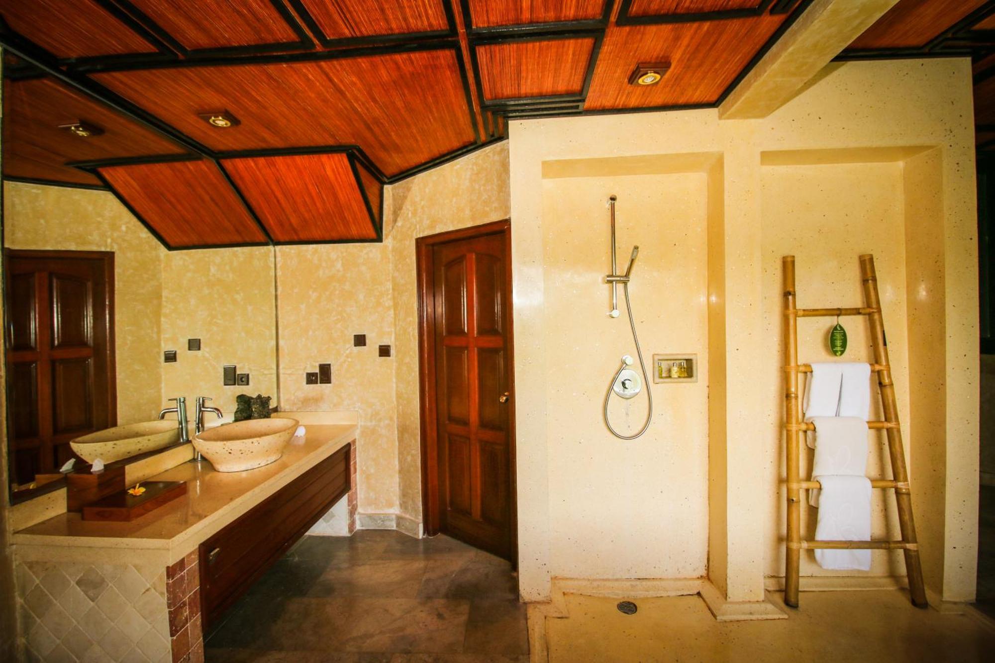 Kupu Kupu Barong Villas And Tree Spa By L'Occitane Убуд Экстерьер фото