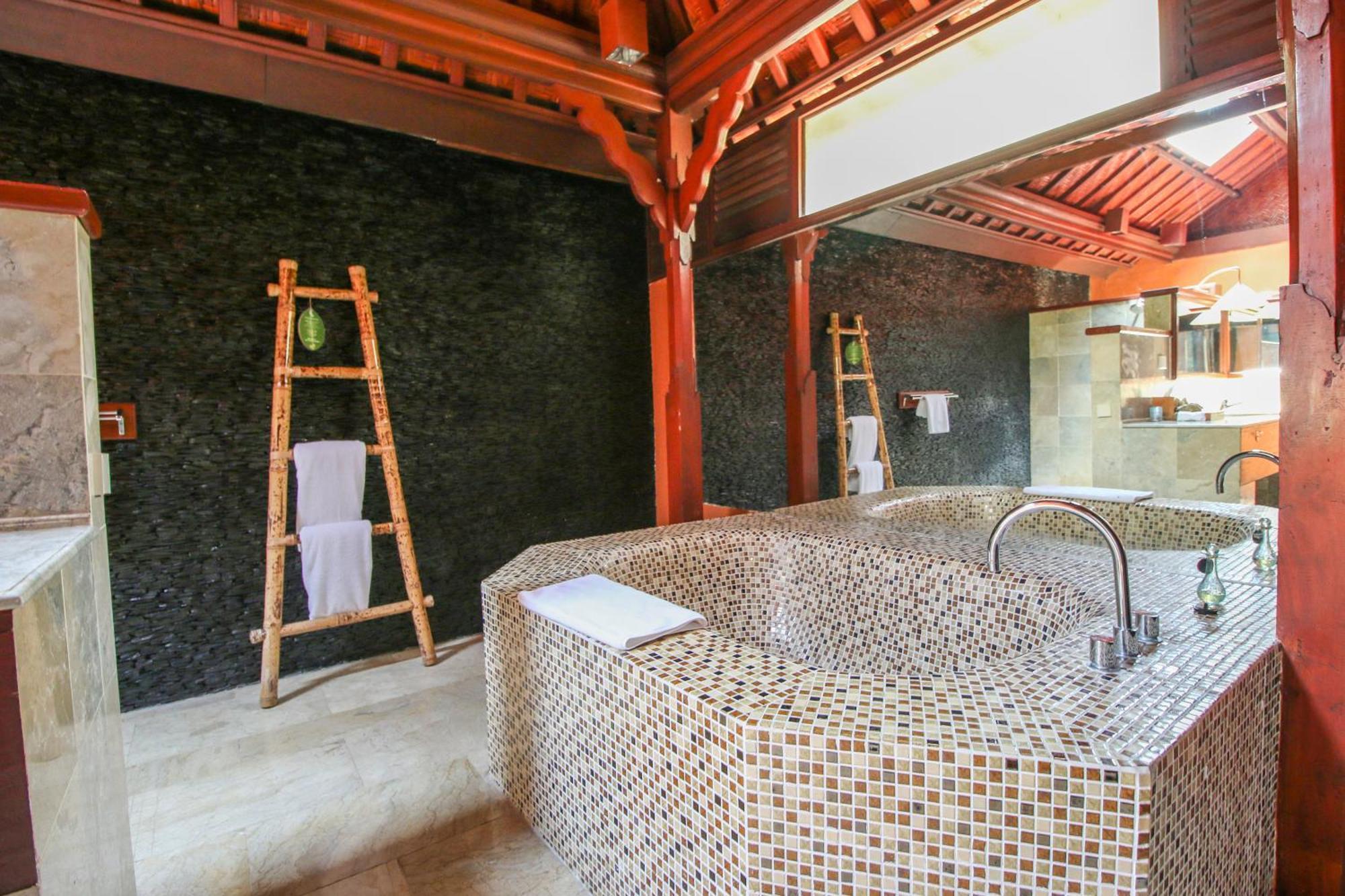 Kupu Kupu Barong Villas And Tree Spa By L'Occitane Убуд Экстерьер фото
